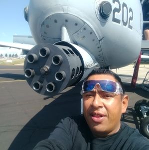 Meet your Posher, Rosendo